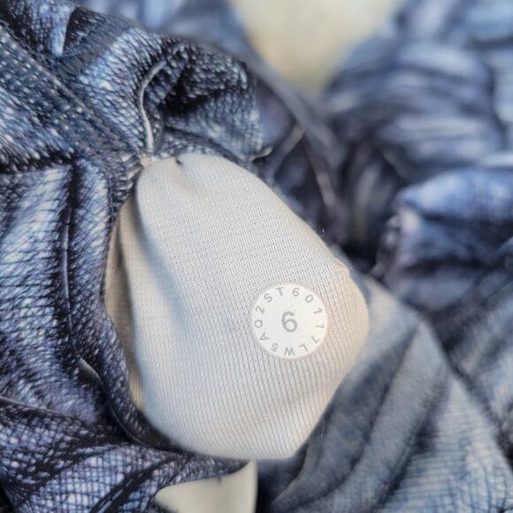 Lululemon Wunder Under Hi-Rise Tight Nulux Concrete Jungle Alpine White Multi 6 - Picture 8 of 8